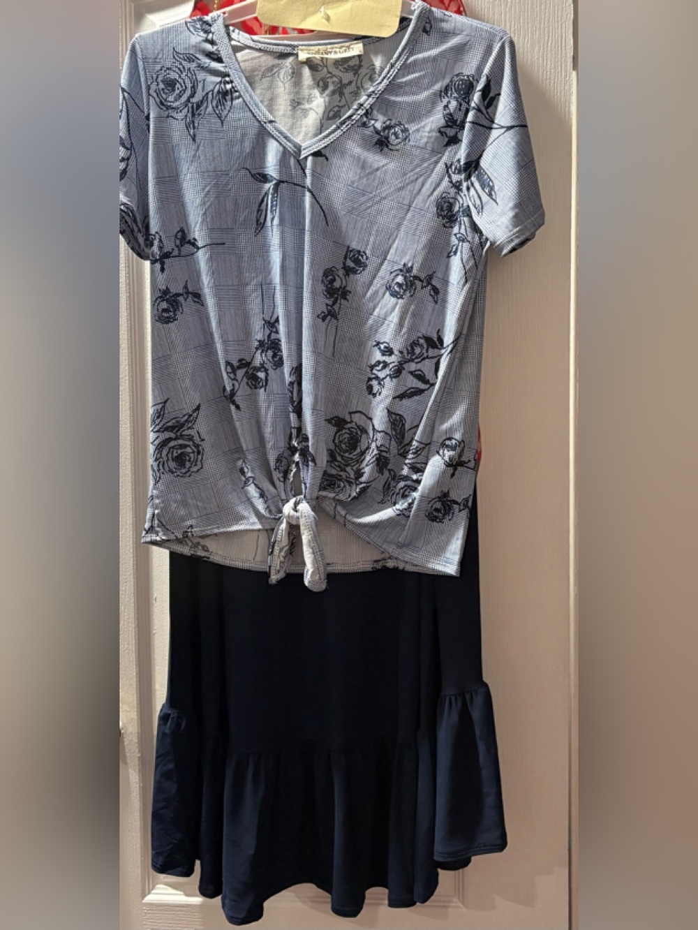 Tiffany & Co. Blue & Black Floral Tie-Front Short Sleeve Top